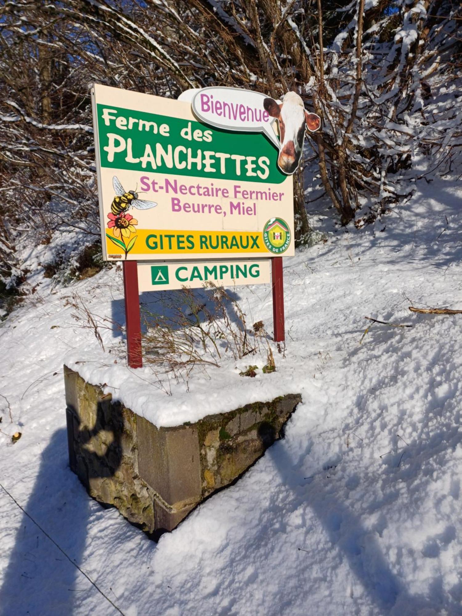 Les Planchettes Villa Orcival Eksteriør bilde